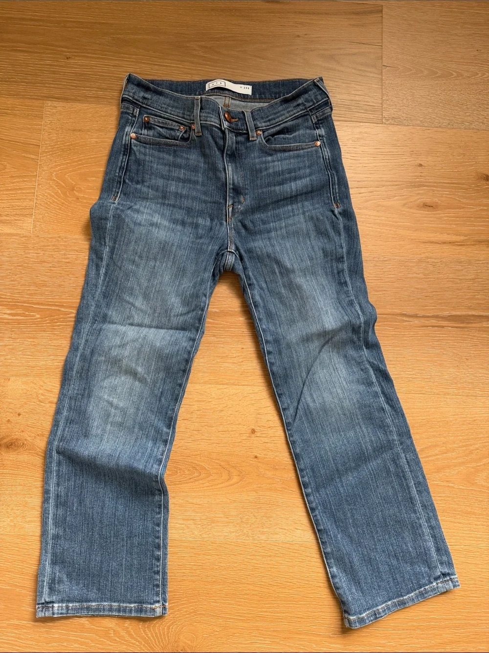 Classic Straight-Leg Women's Jeans - Blue